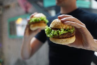 Como abordar psicológicamente el Hambre Emocional